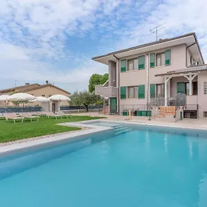  Apartment -free Pool And Parking- Garda House